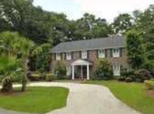 4 Brigantine Ct, Savannah, GA 31410