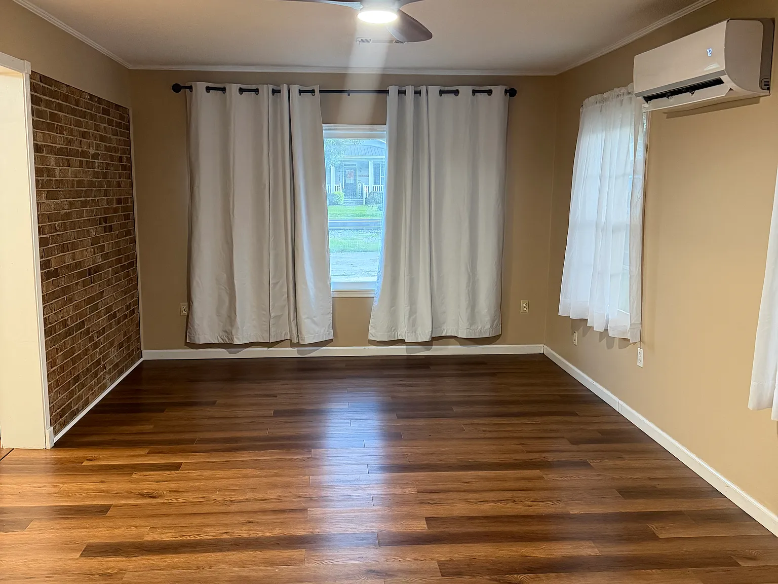 3 bed, 1314 sqft, $1,500 — Photo 2