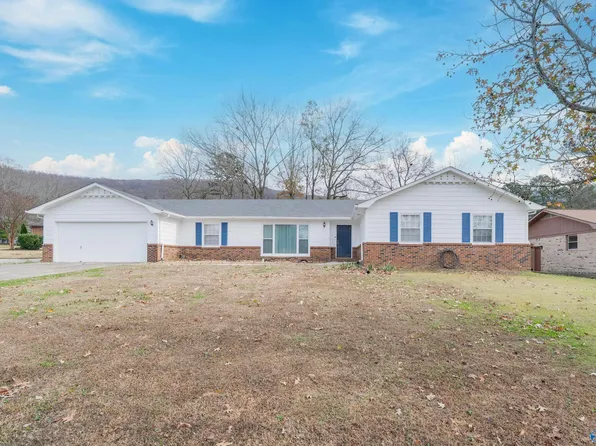 9403 Ojay Dr SE, Huntsville, AL 35803