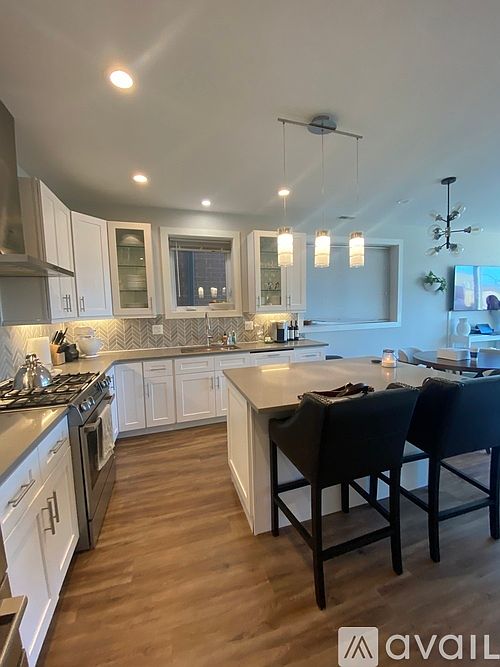 1st image of 2745 N Ashland Ave #2