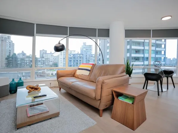 1288 Alberni St #703, Vancouver, BC V6E 4N5