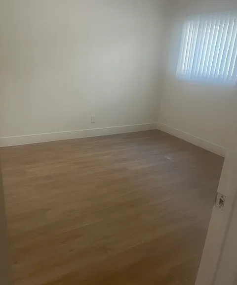 614 E Orange Grove Ave #D — Photo 6