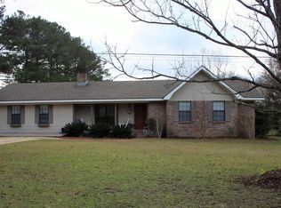 27 Bounds Ln, Hattiesburg, MS 39402