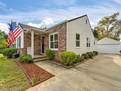 5270 L St, Sacramento, CA, 95819