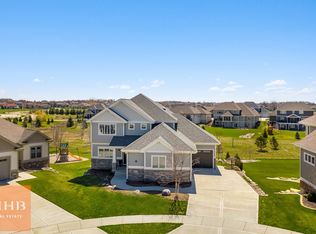 2419 Genevieve Way, Waunakee, WI 53597