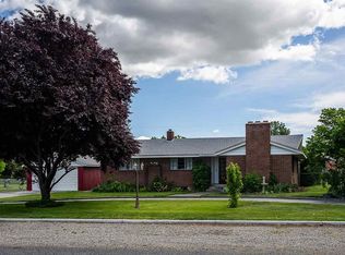 301 S Grant St, Kennewick, WA 99336