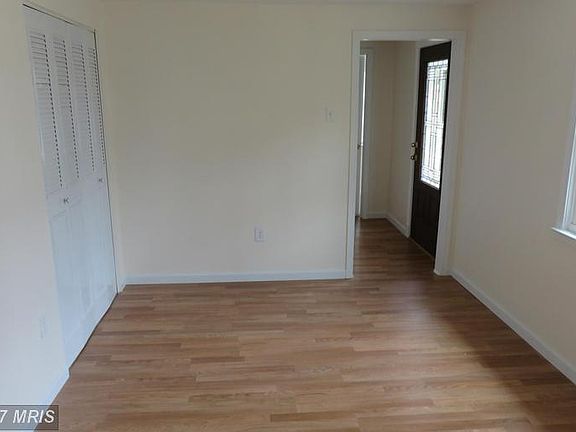 5th image of 15110 Castle Ct
