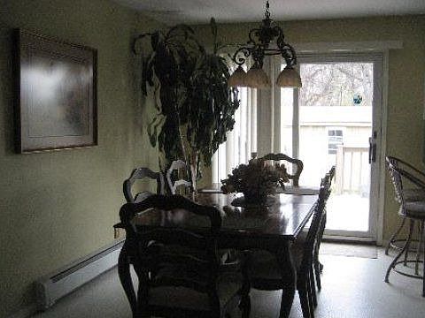 3rd image of 7 Bluebell Ln