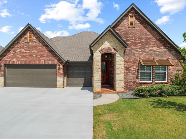 300 Bray Ln, Yukon, OK 73099