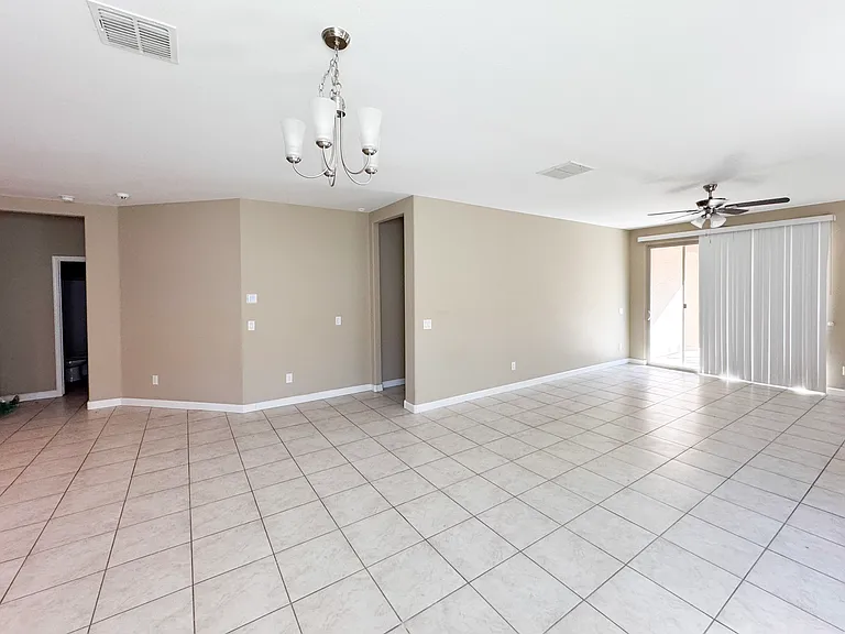 4121 W Crescent Rd — Photo 6