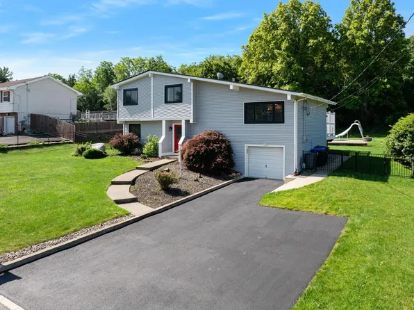 25 Cherrywood Drive, Goshen, NY 10924