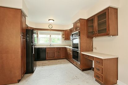 5th image of 4235 W 108th St
