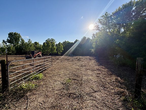 2nd image of 497 Rascaltown Rd
