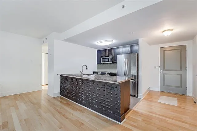 Building Photo - 88 Morgan St #2808