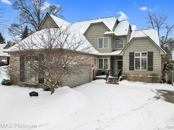 4455 Quebec Ln, Brighton, MI 48116