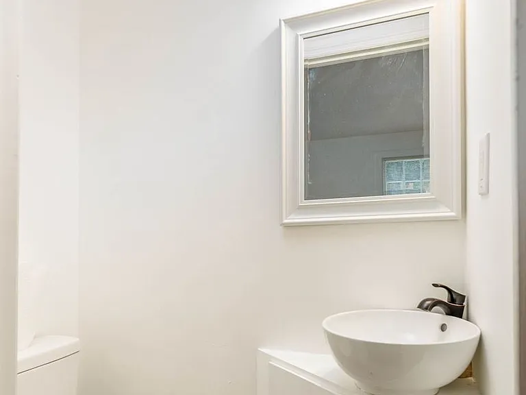 1 Riverside Dr #A — Photo 5