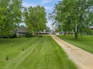 59597 185th St, Mankato, MN 56001