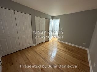 6830 N Sheridan Rd APT 251, Chicago, IL 60626