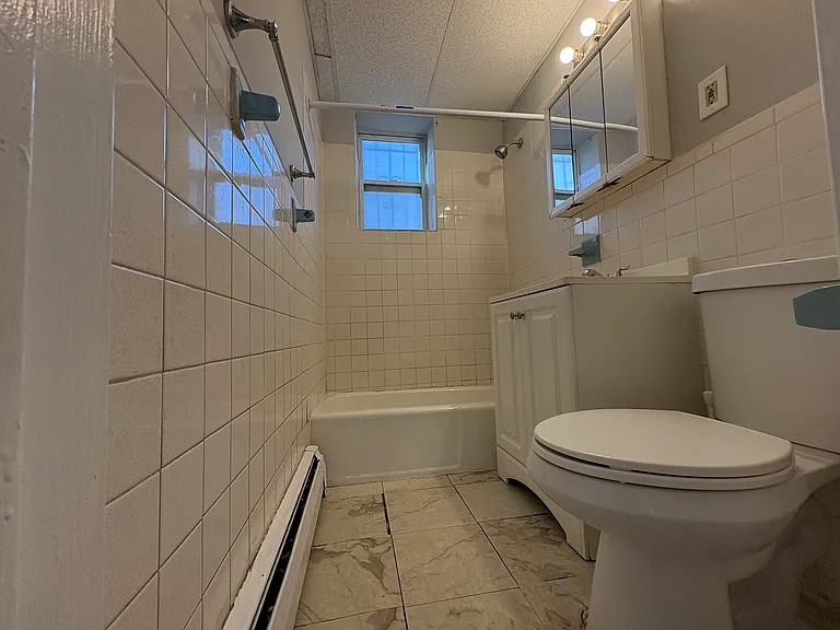 125 Maple Ave #A — Photo 6