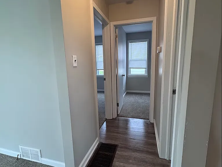 2704 S Macedonia Ave — Photo 12