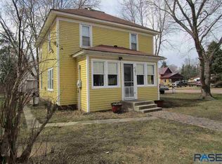 101 N Main St, Trent, SD 57065