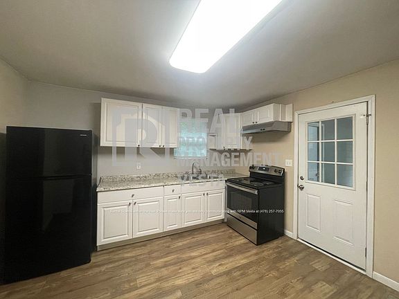 5th image of 3137 Masseyville Rd