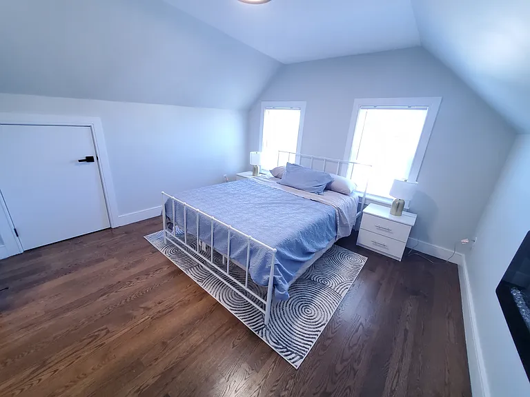 240 Palfrey St #1 — Photo 8