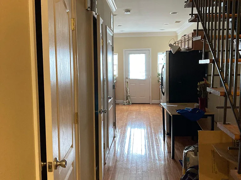 315 S Collington Ave — Photo 6