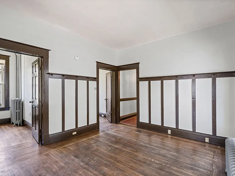 320 Saratoga St #1 — Photo 9