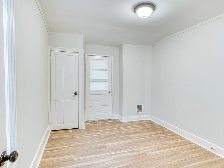 75 Ellis St — Photo 18