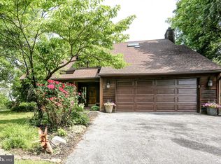 1206 Paxton Church Rd, Harrisburg, PA 17110