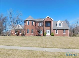 7936 Rockridge Dr, Maumee, OH 43537