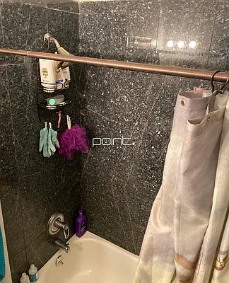 Rented by Point NYC | media 22