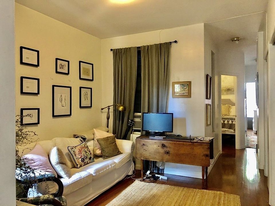 1st image of 56 Morton St APT 3