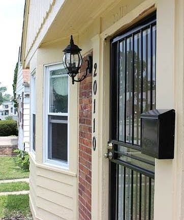 20110 Stansbury door