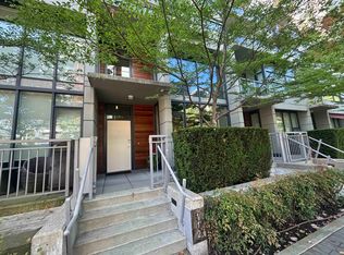 112 W 1st Ave, Vancouver, BC V5Y0H4
