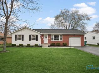 2418 Hollybrook Dr, Findlay, OH