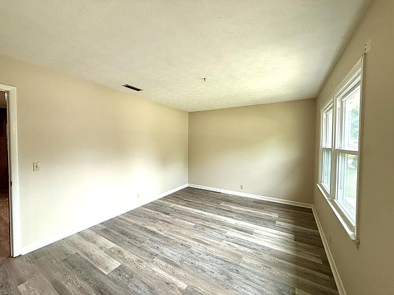 2nd image of 2309 Kristie Lea Dr