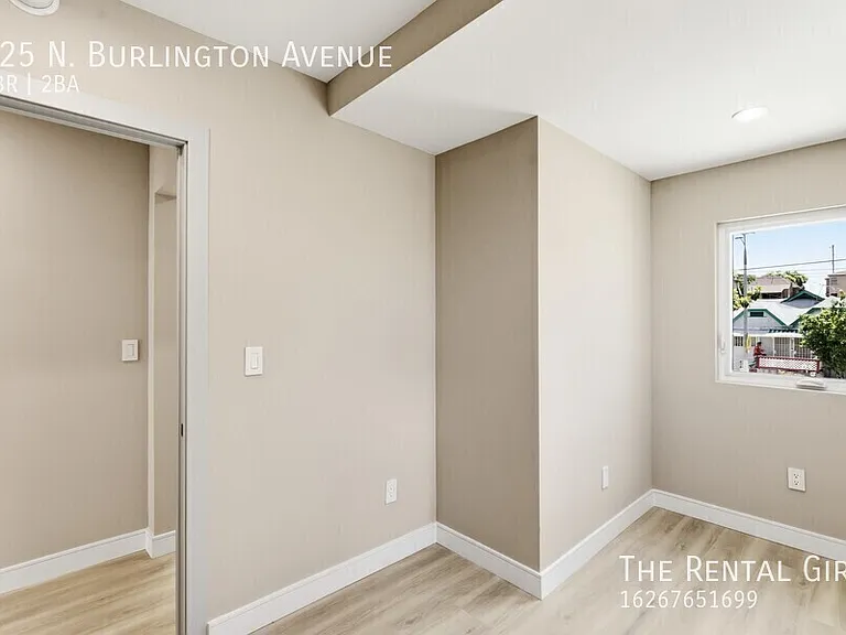 225 N Burlington Ave — Photo 14