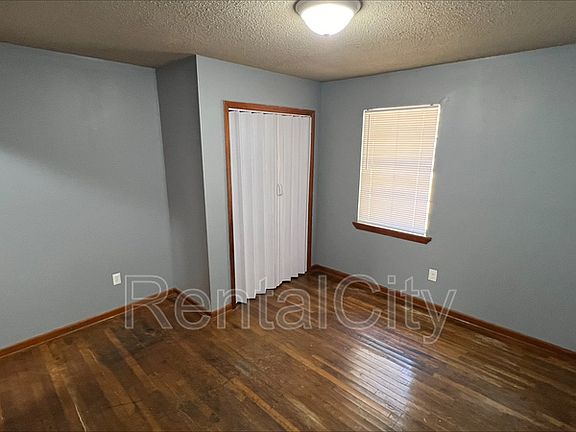 5th image of 179 Navy Dr