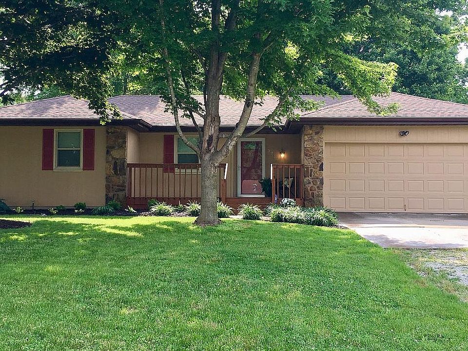 Front lawn view