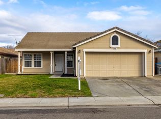 940 Regina Way, Dixon, CA 95620