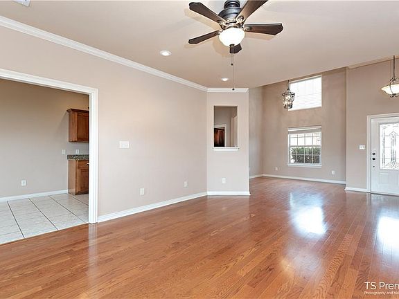4th image of 12454 Bethel Oaks Dr