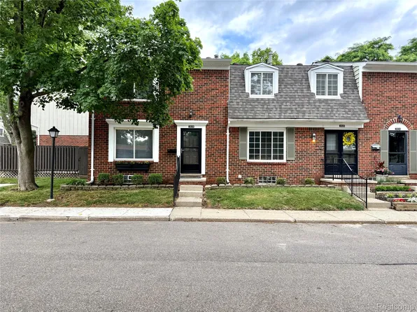 2028 Wickham St, Royal Oak, MI 48073