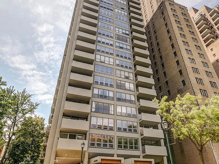 224 W Rittenhouse Sq #30-802 — Photo 19