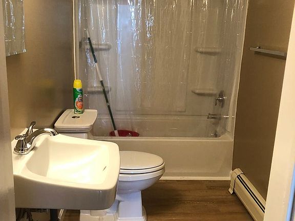 3rd image of 61 E Allen St #11479267