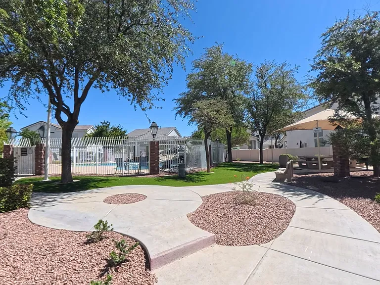 10403 Adams Chase St — Photo 37