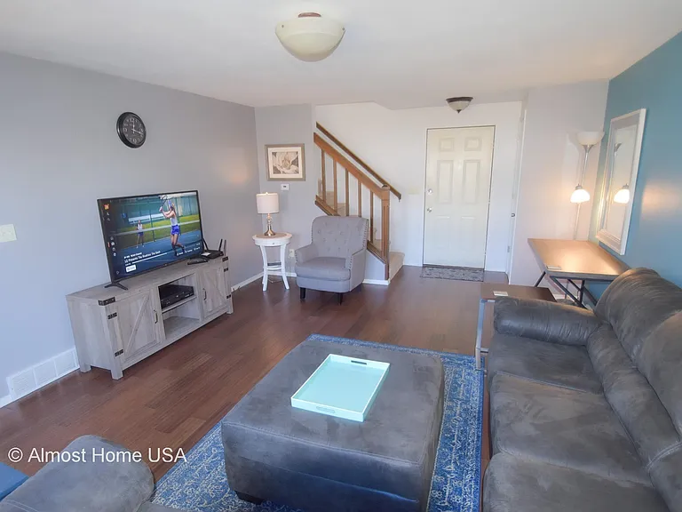 1028 Coppens Rd — Photo 8