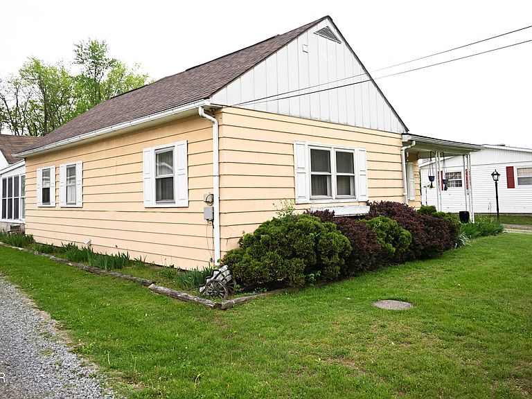Listing photo 5
