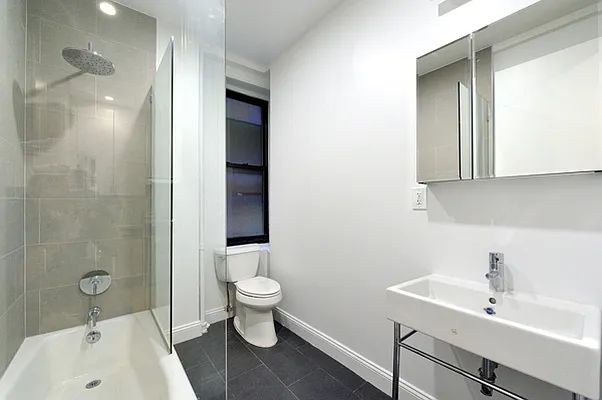 Rented by Aether Property Group | media 7
